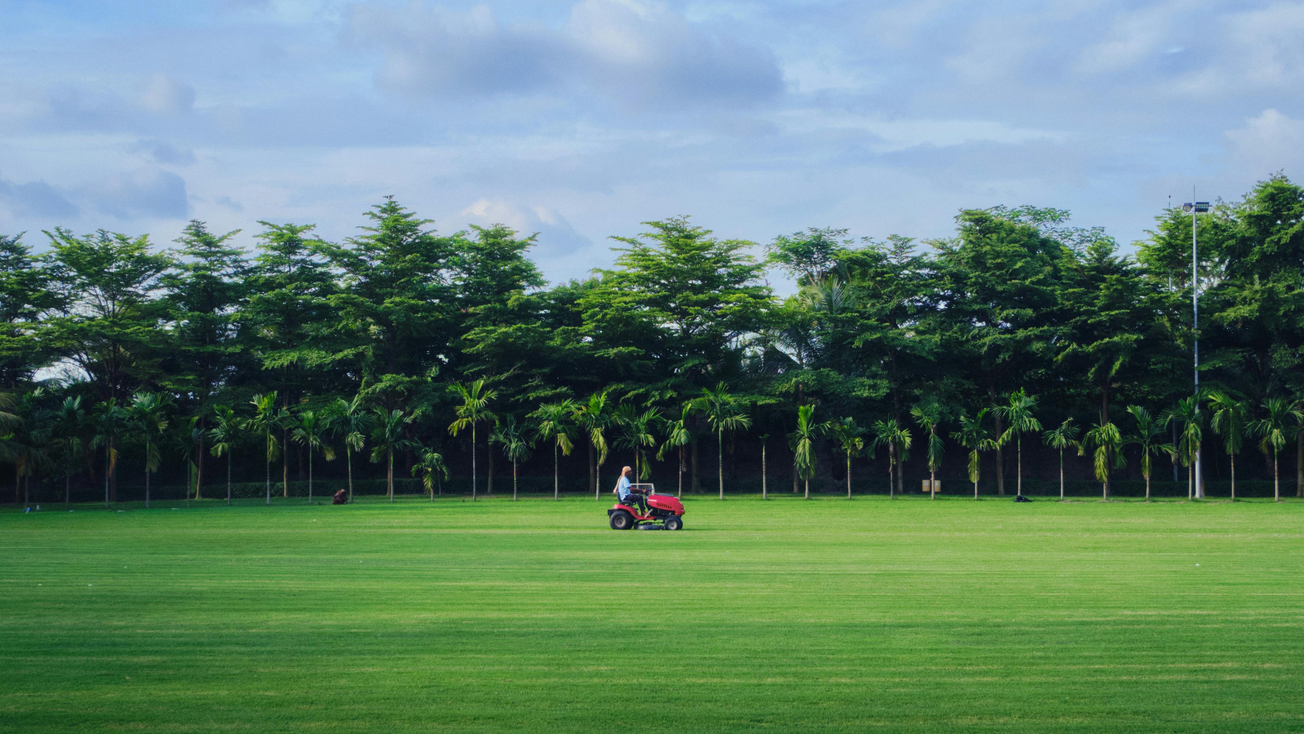 riding-mower-in-a-field